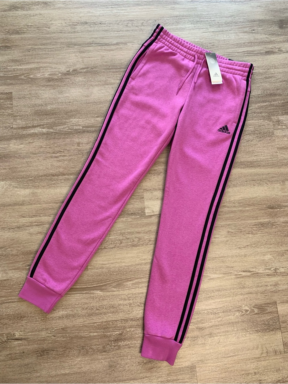 adidas Fleece-Lined 3-Stripes Slim Tapered Pants Women's Small Magenta NWT